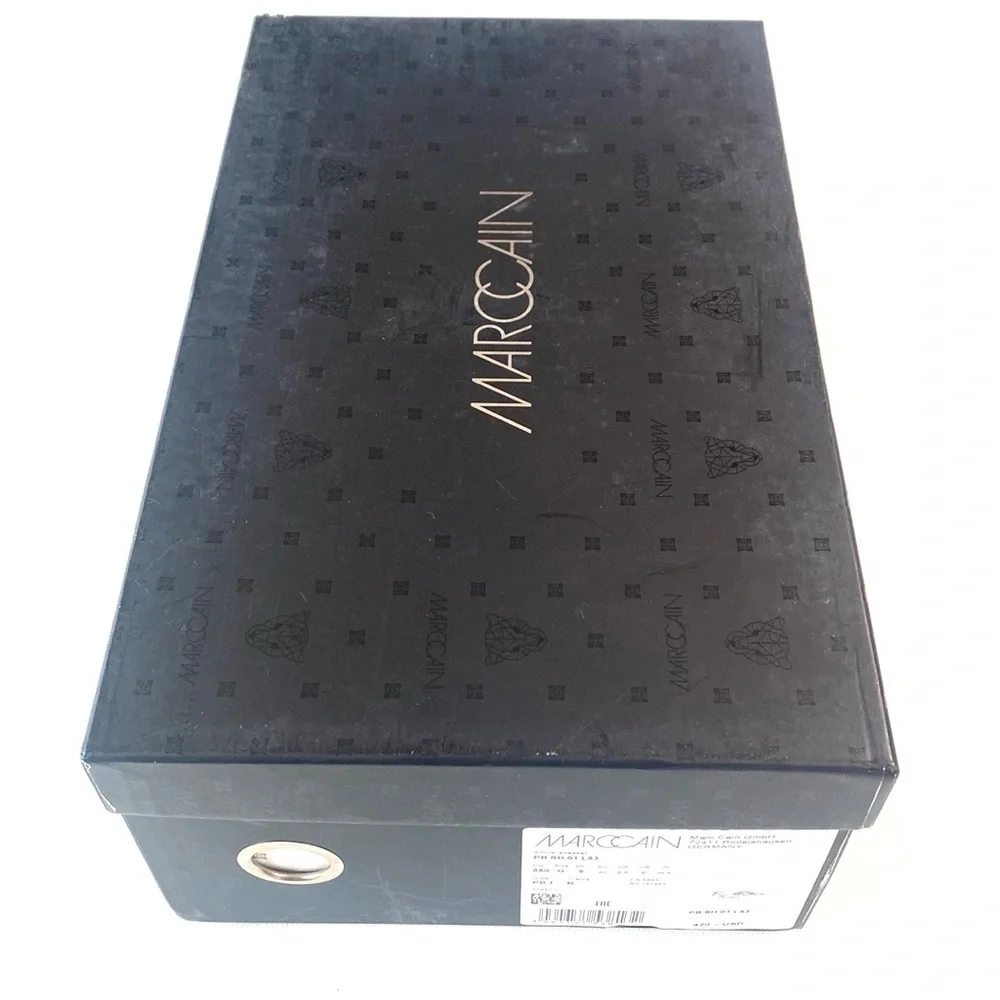 (LGSF) Marc Cain Article Sneaker Suede & Metallic Gold trim, Size 9, New in Box